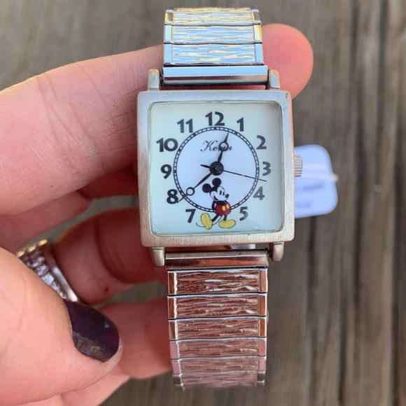 Disney Mickey Mouse Watch - Picture 2 of 6